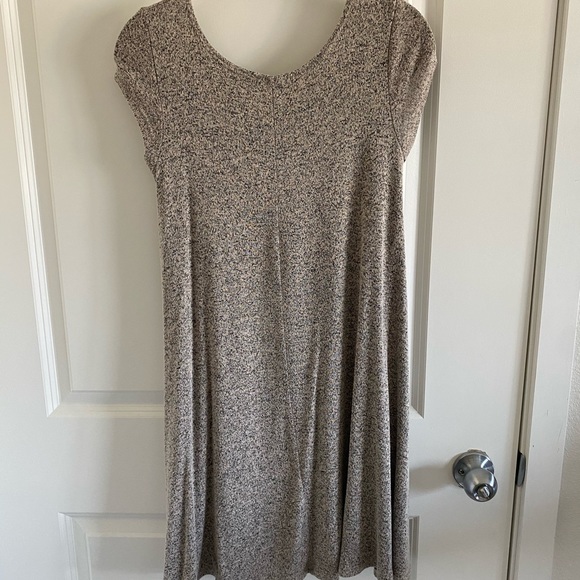T-shirt dress - Picture 2 of 3